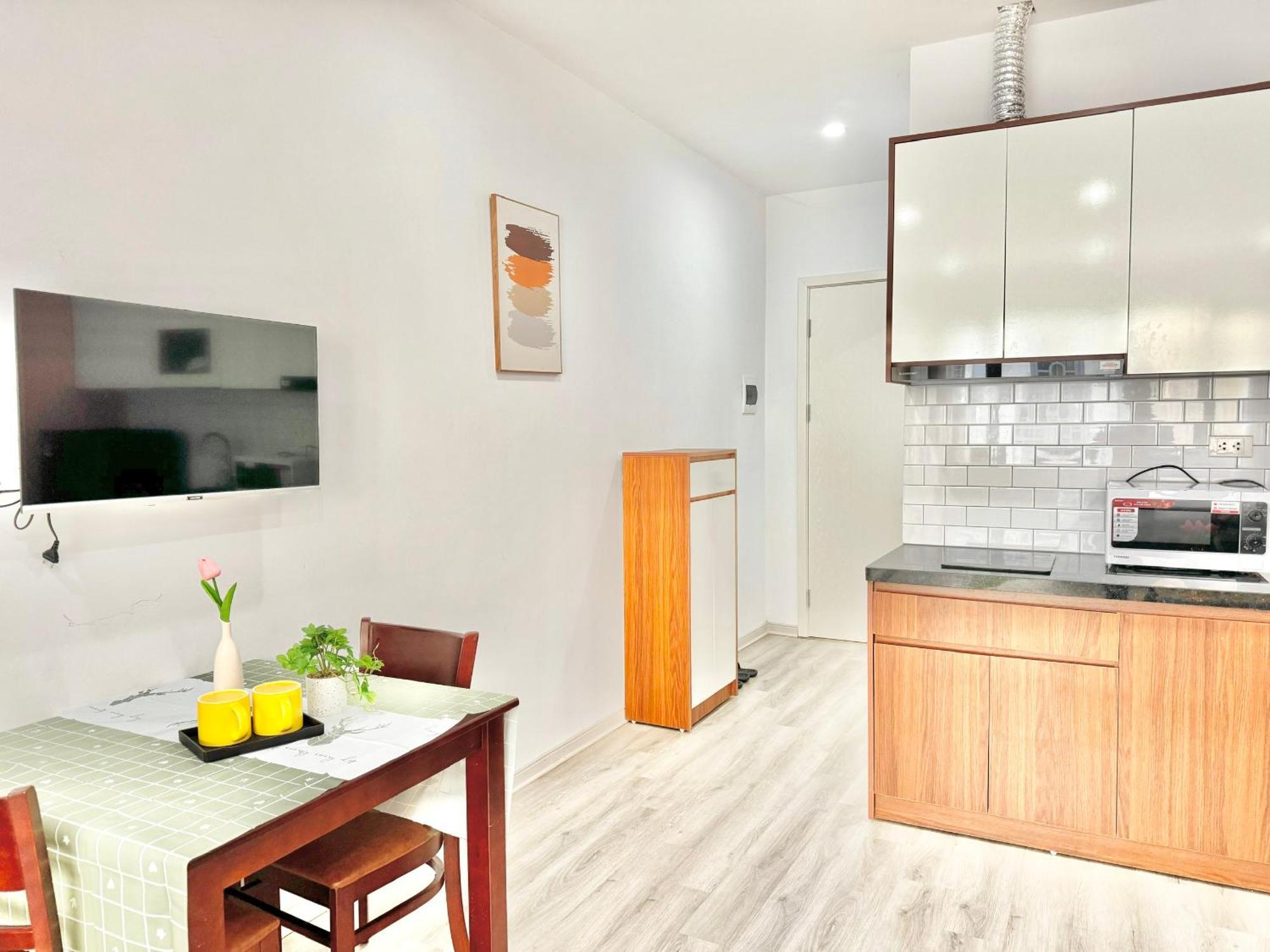 Modern & Comfy Apartment Ханой Екстер'єр фото